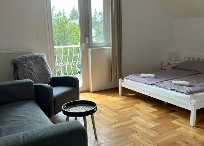Léna Apartman